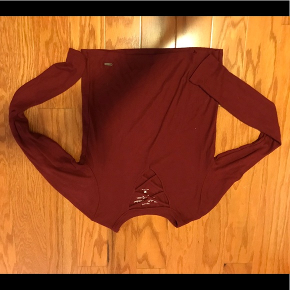 Hollister Top - Picture 3 of 5